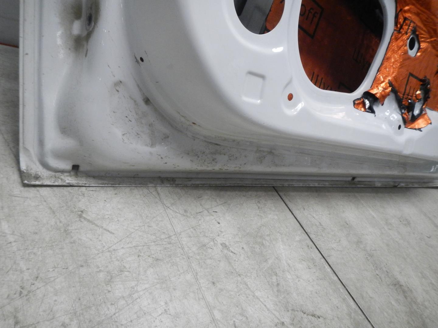 Дверь передняя правая