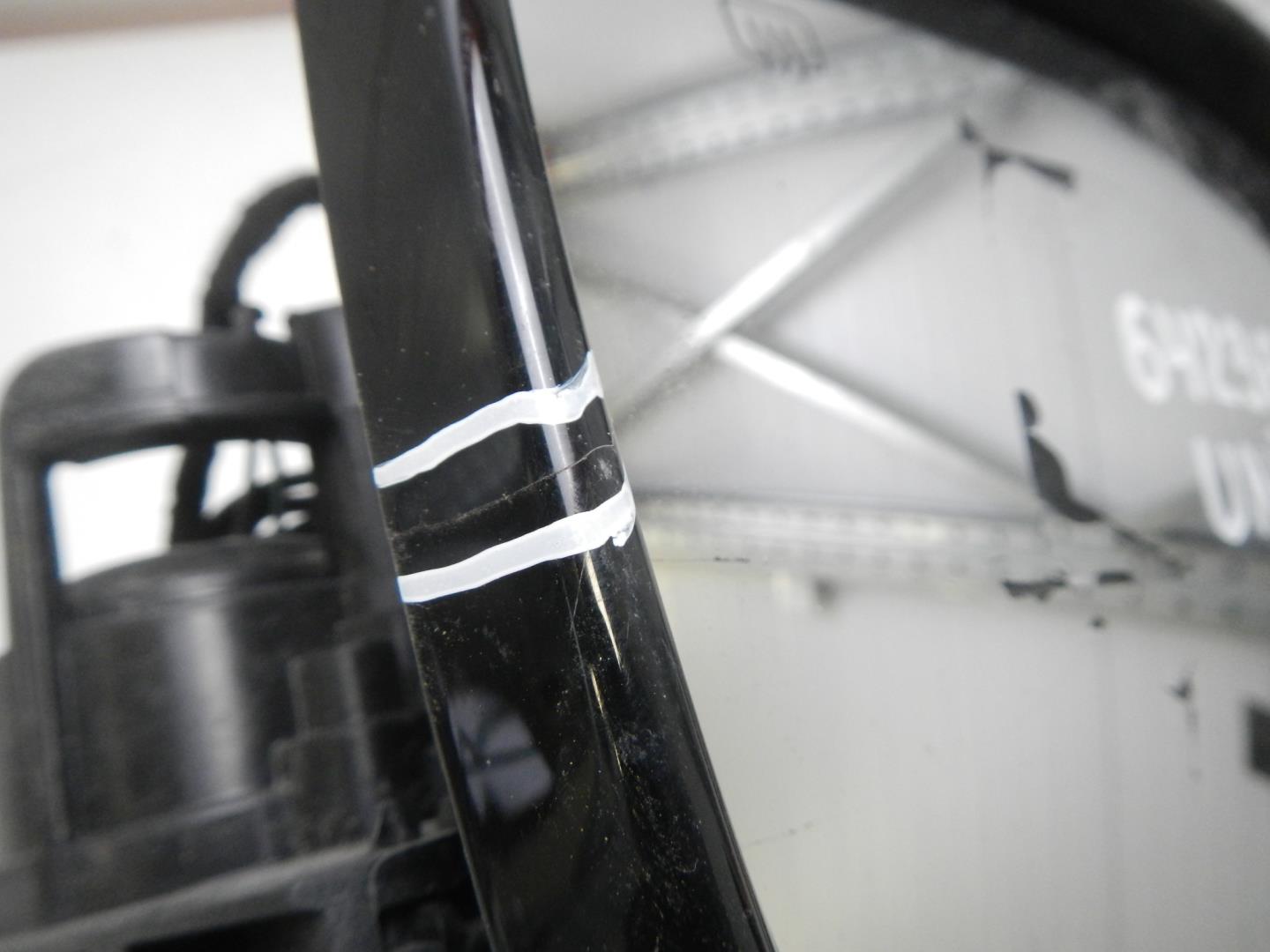 Зеркало правое электрическое