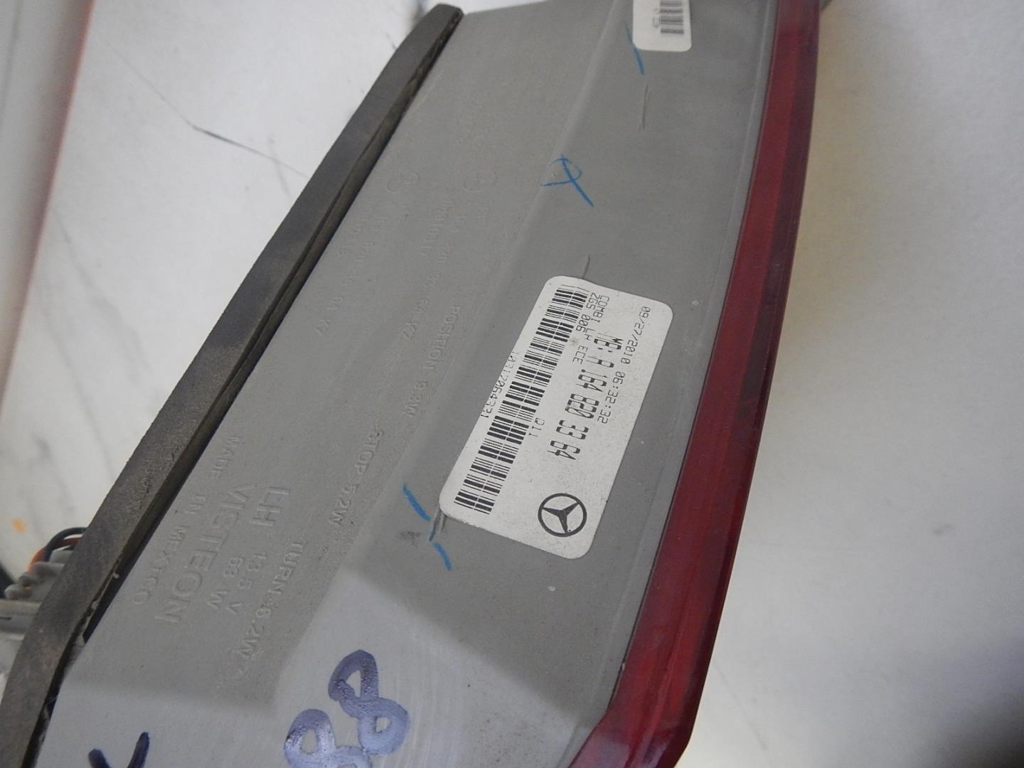 Фонарь задний левый