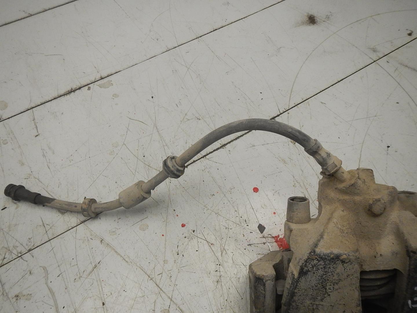 Суппорт передний правый