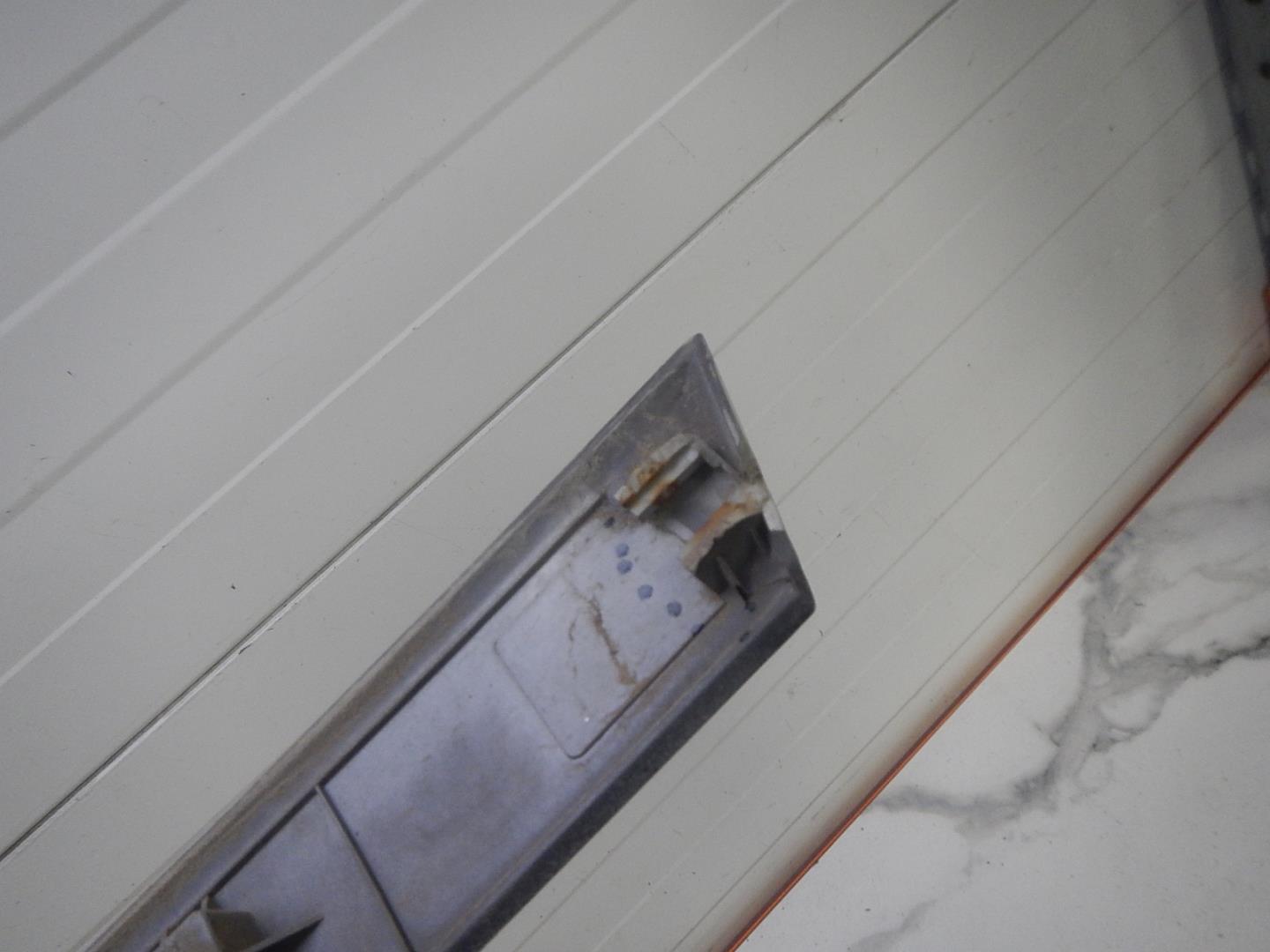 Накладка двери багажника