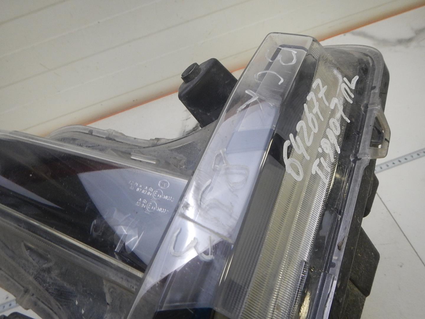 Фара дневного света левая (ходовые огни)