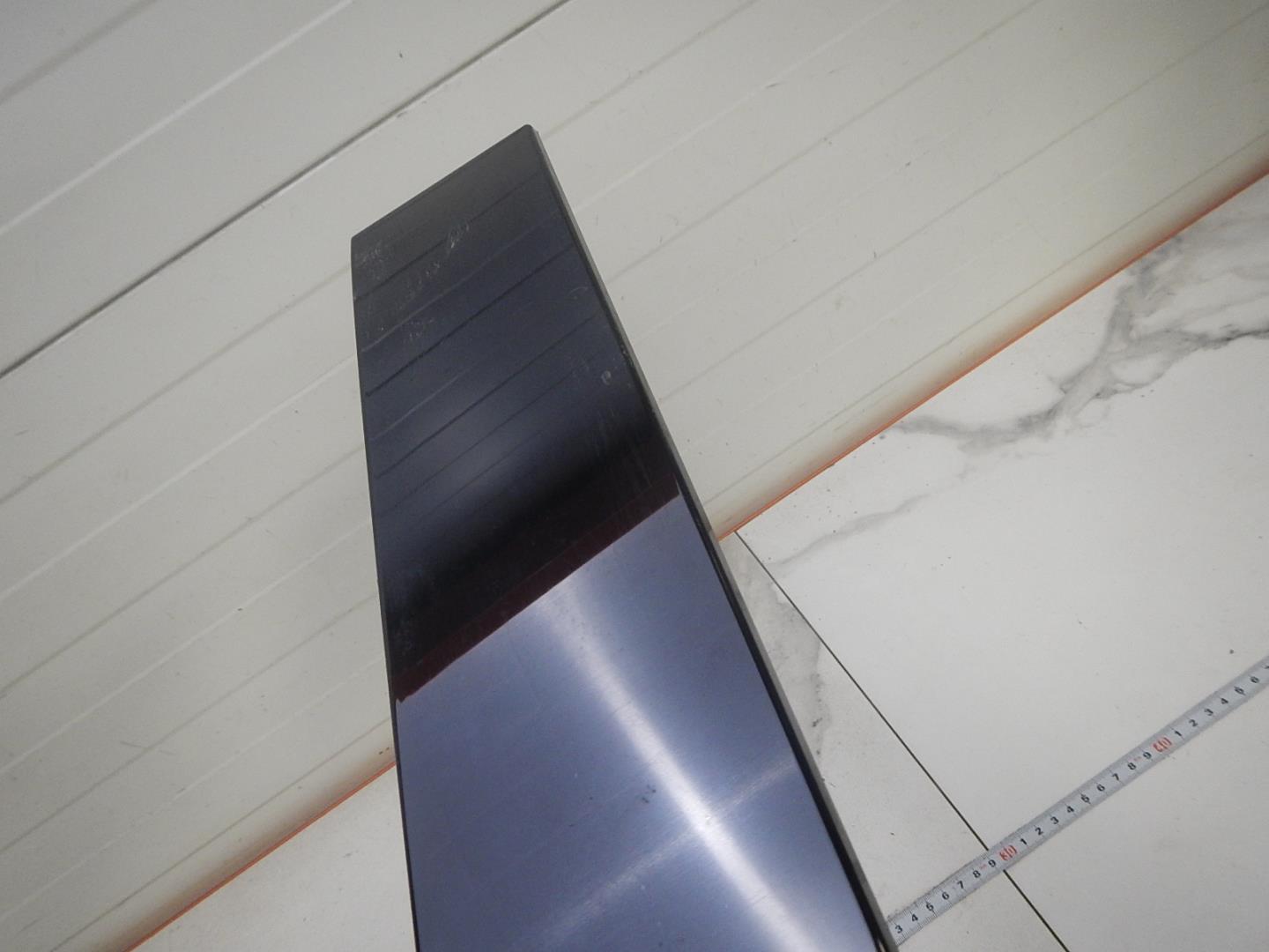 Накладка двери задней левой