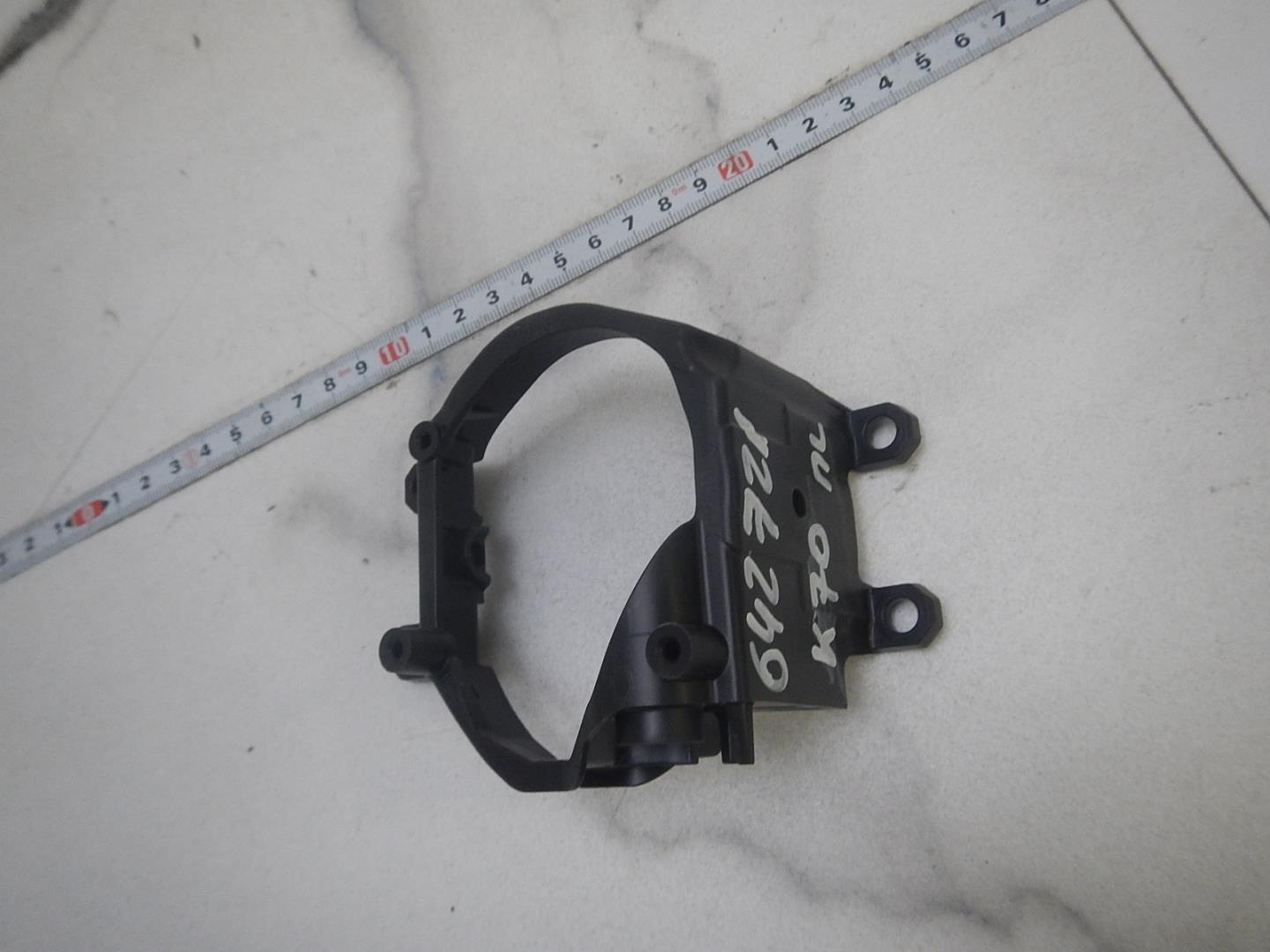 Кронштейн фары противотуманной левой