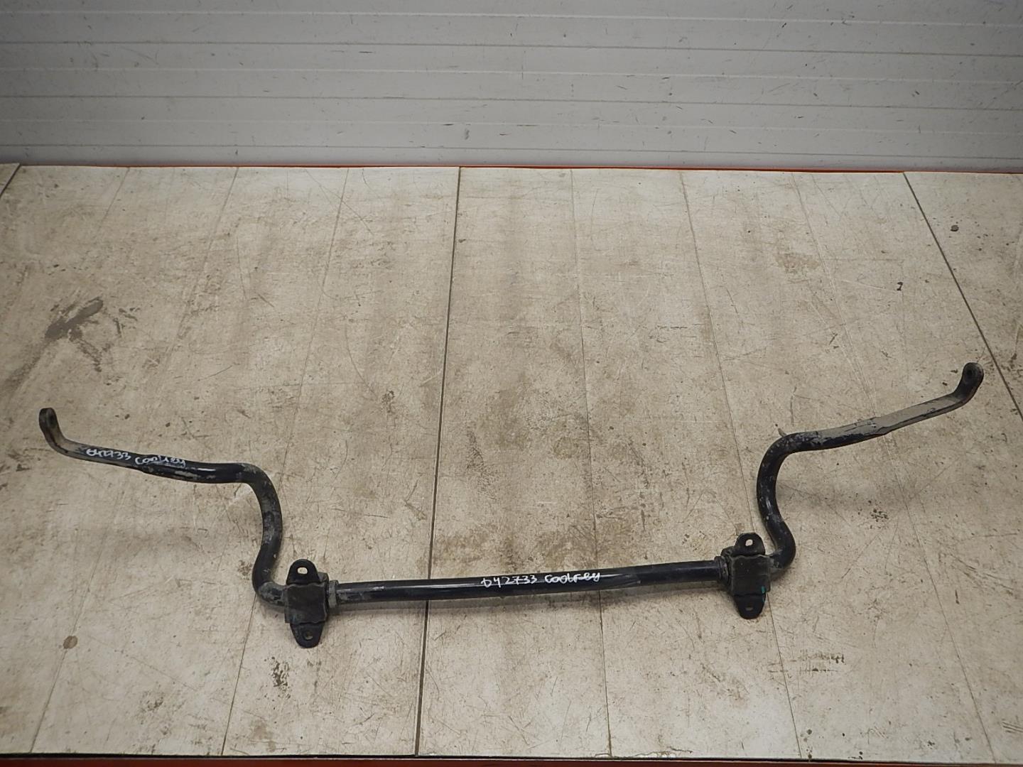 Стабилизатор передний