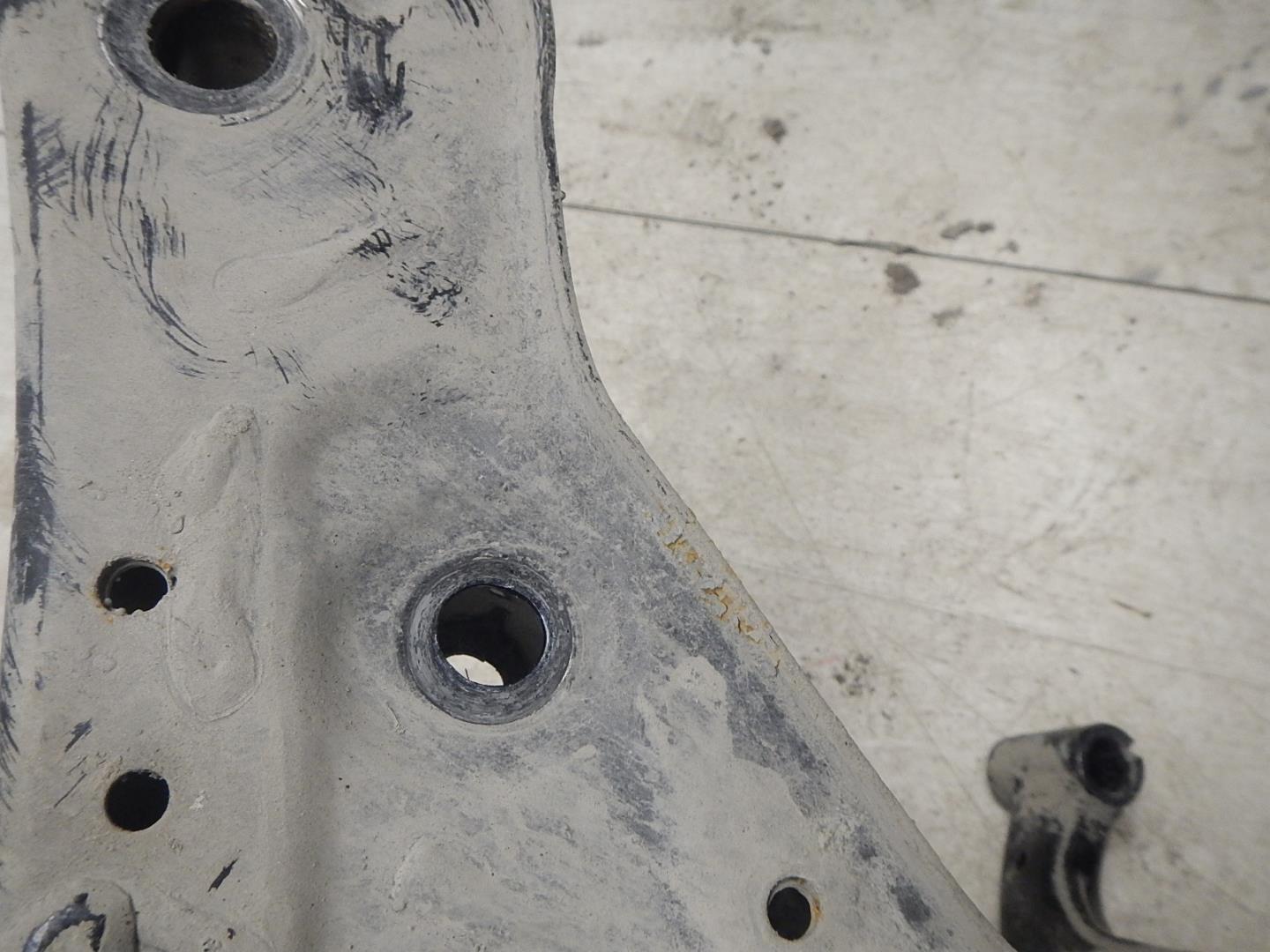 Балка подмоторная