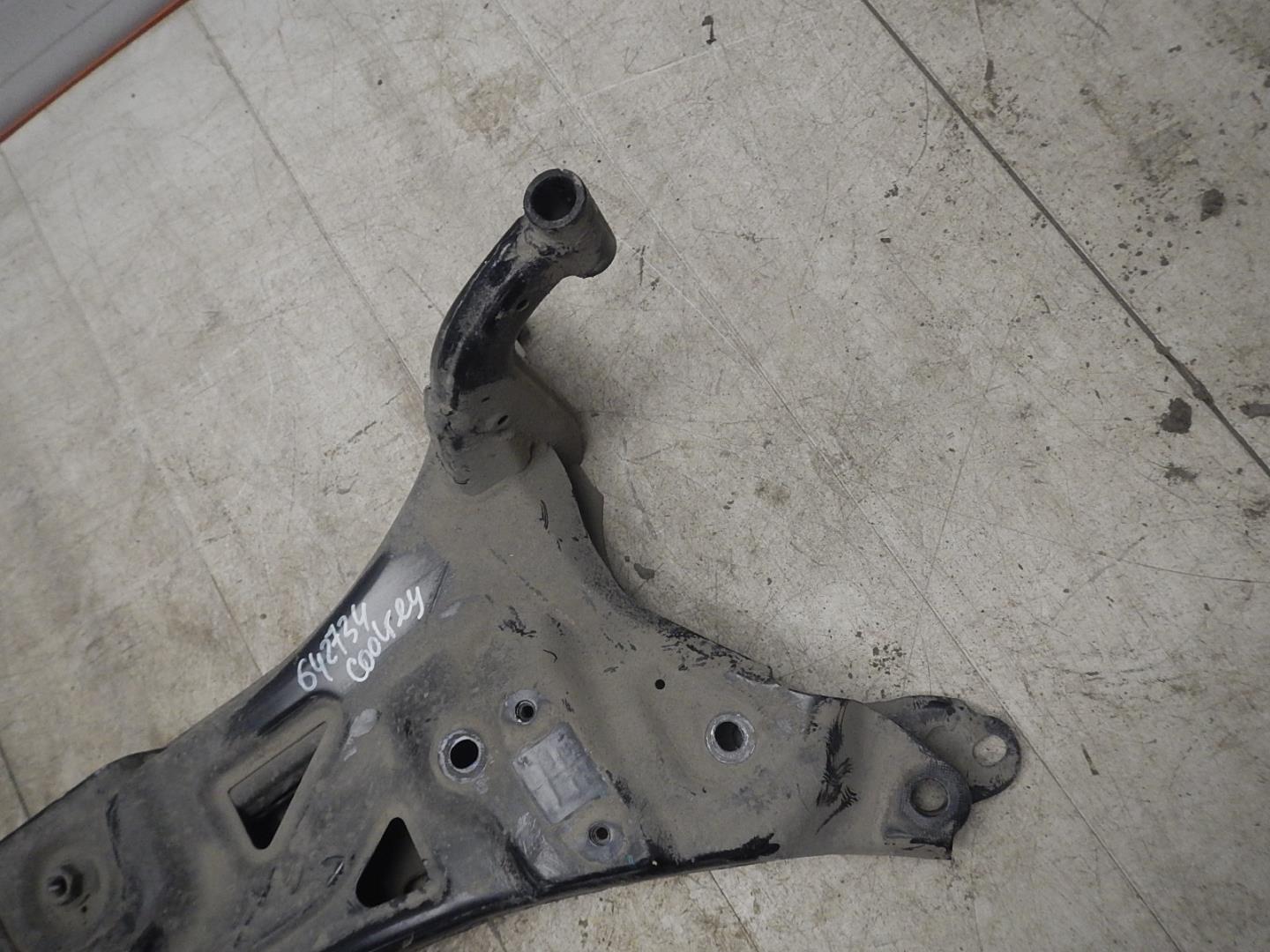 Балка подмоторная