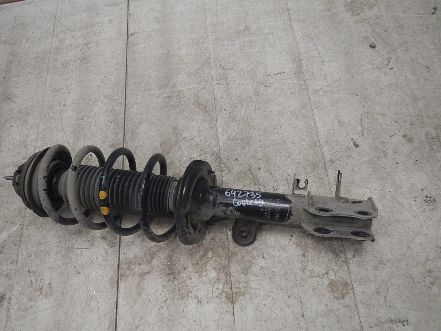 Амортизатор передний правый