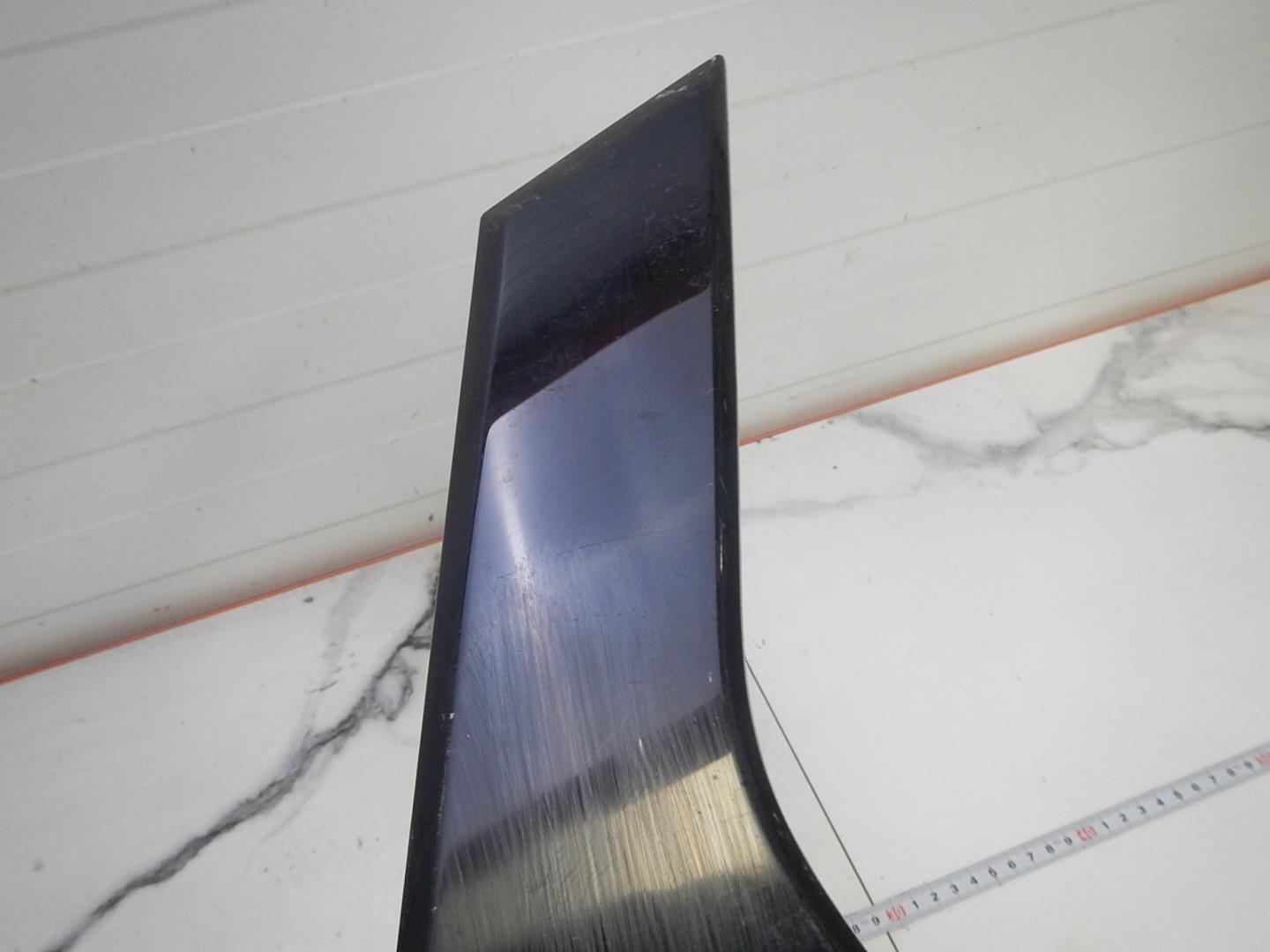 Накладка двери задней правой