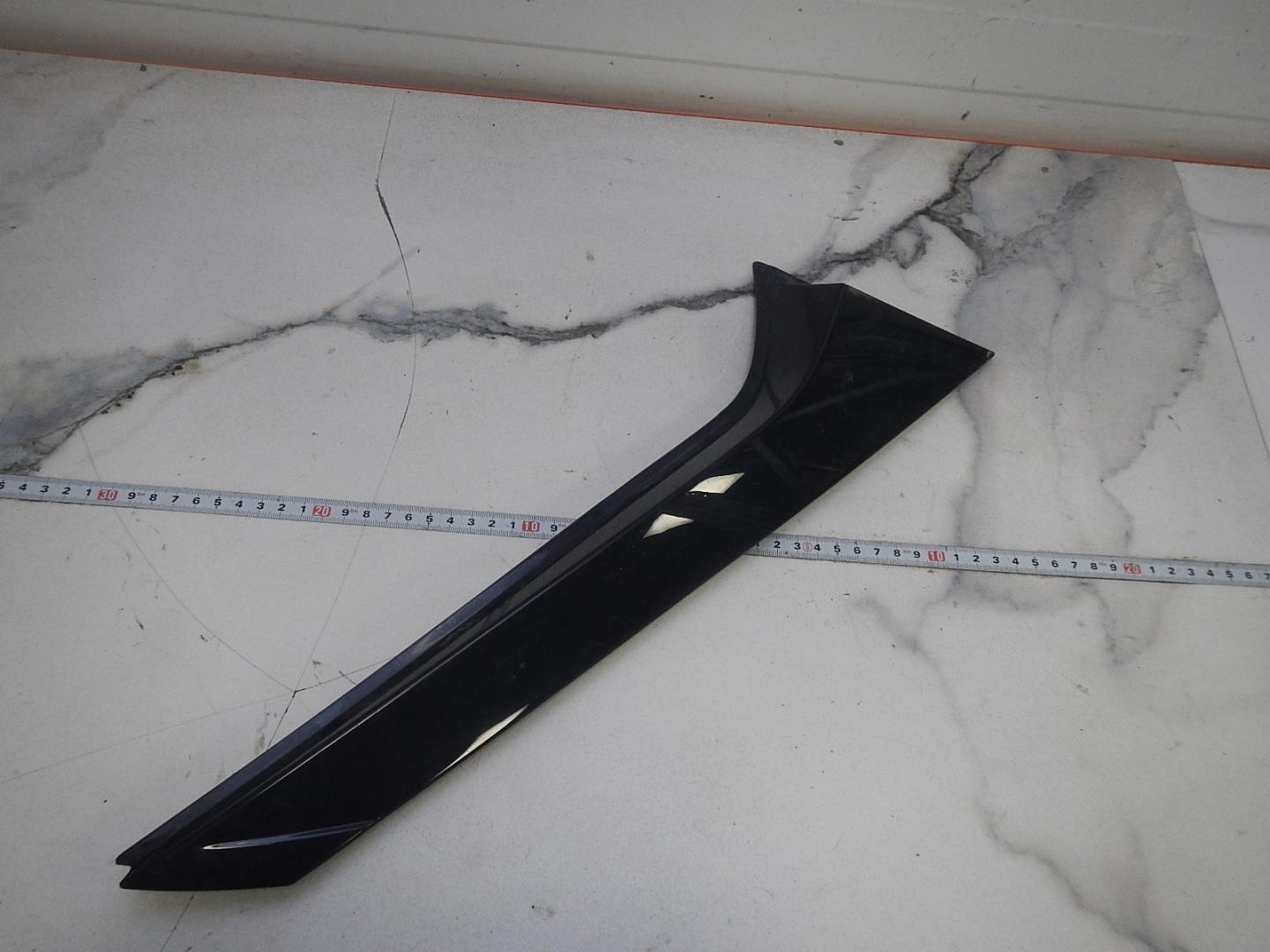 Накладка двери багажника