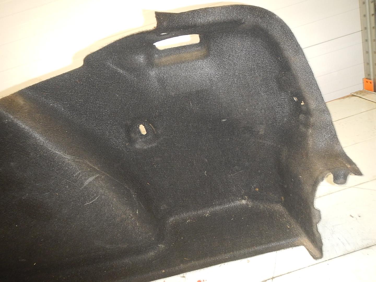 Обшивка багажника