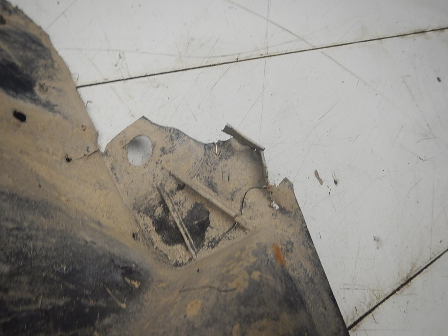 Локер передний правый