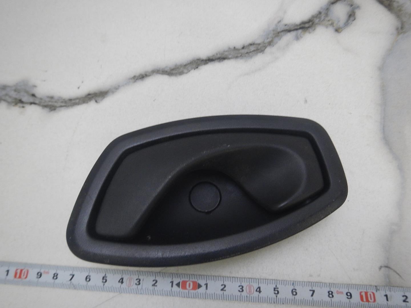 Ручка двери внутренняя левая