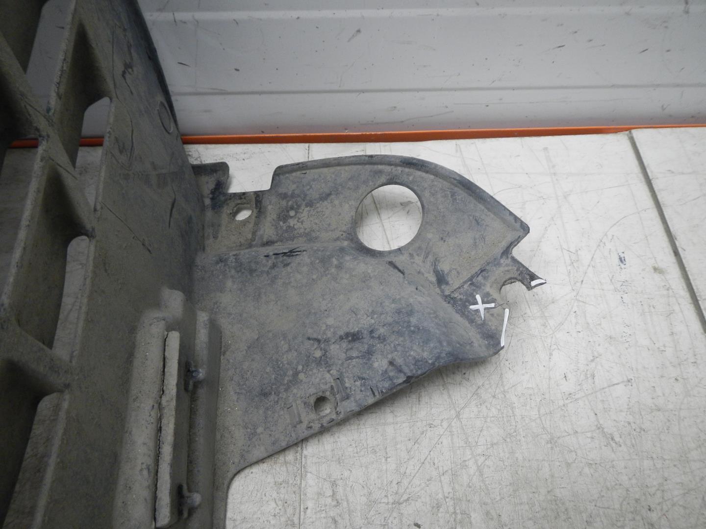 Локер передний левый