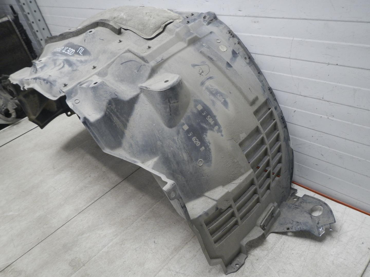 Локер передний левый