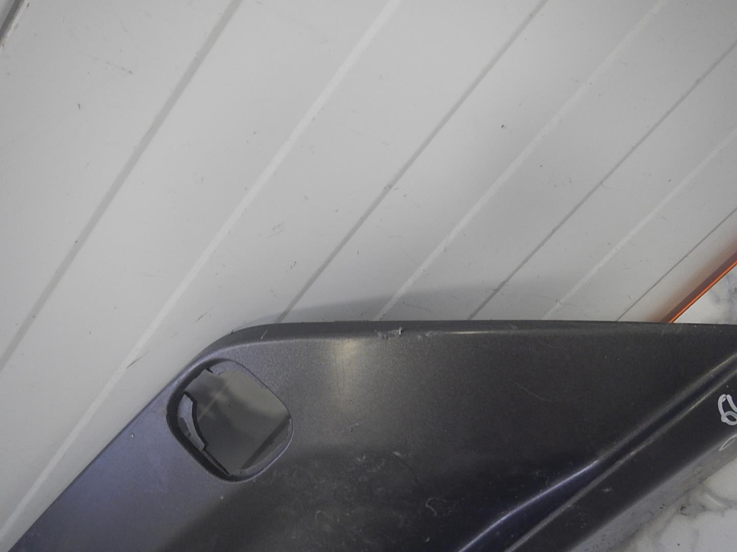 Накладка заднего бампера