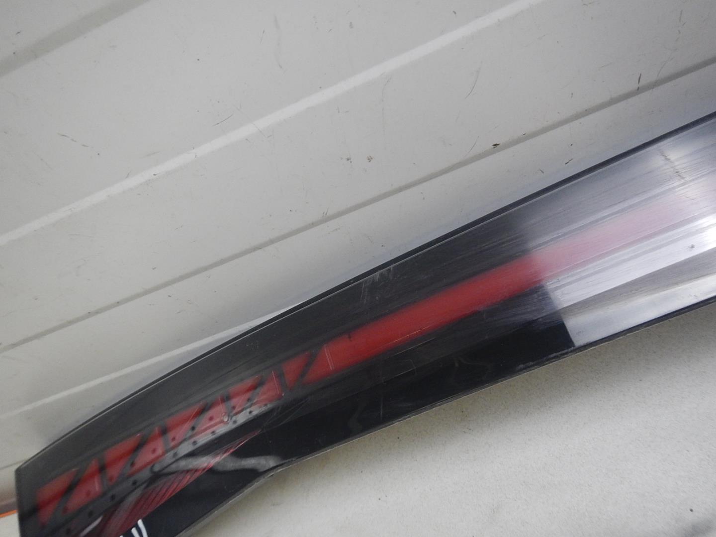 Фонарь задний (стоп сигнал)