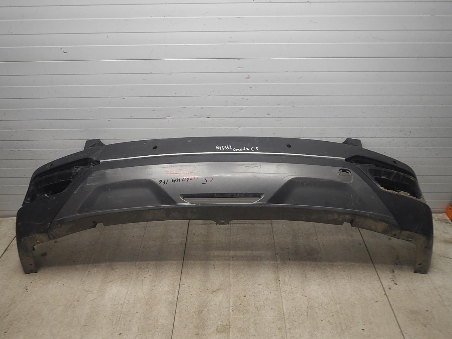 Бампер задний