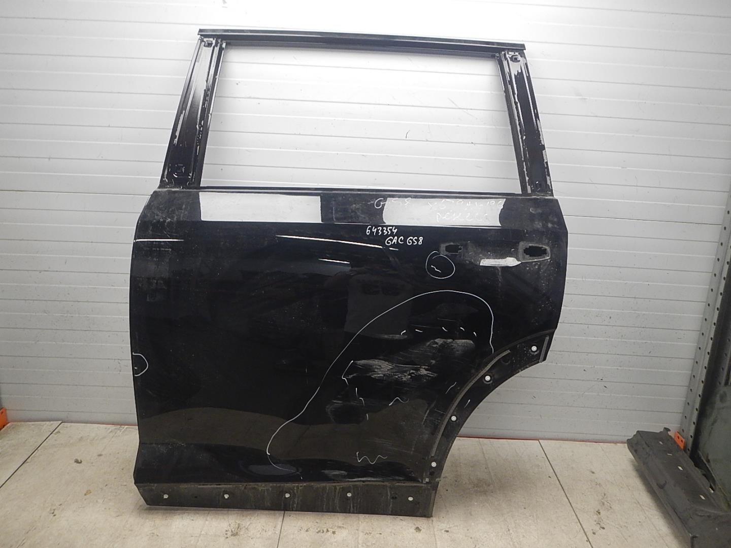 Дверь задняя левая