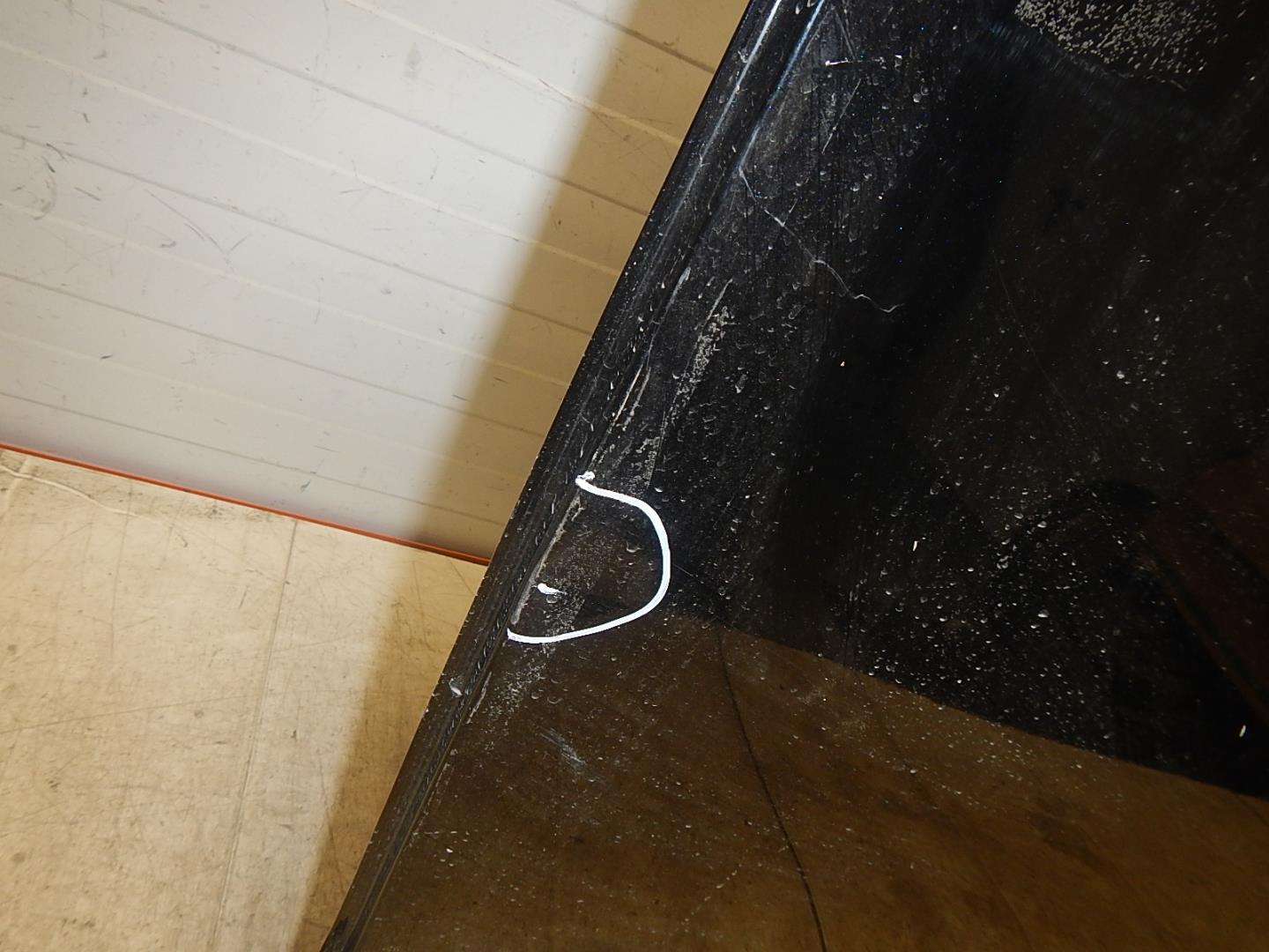 Дверь задняя левая