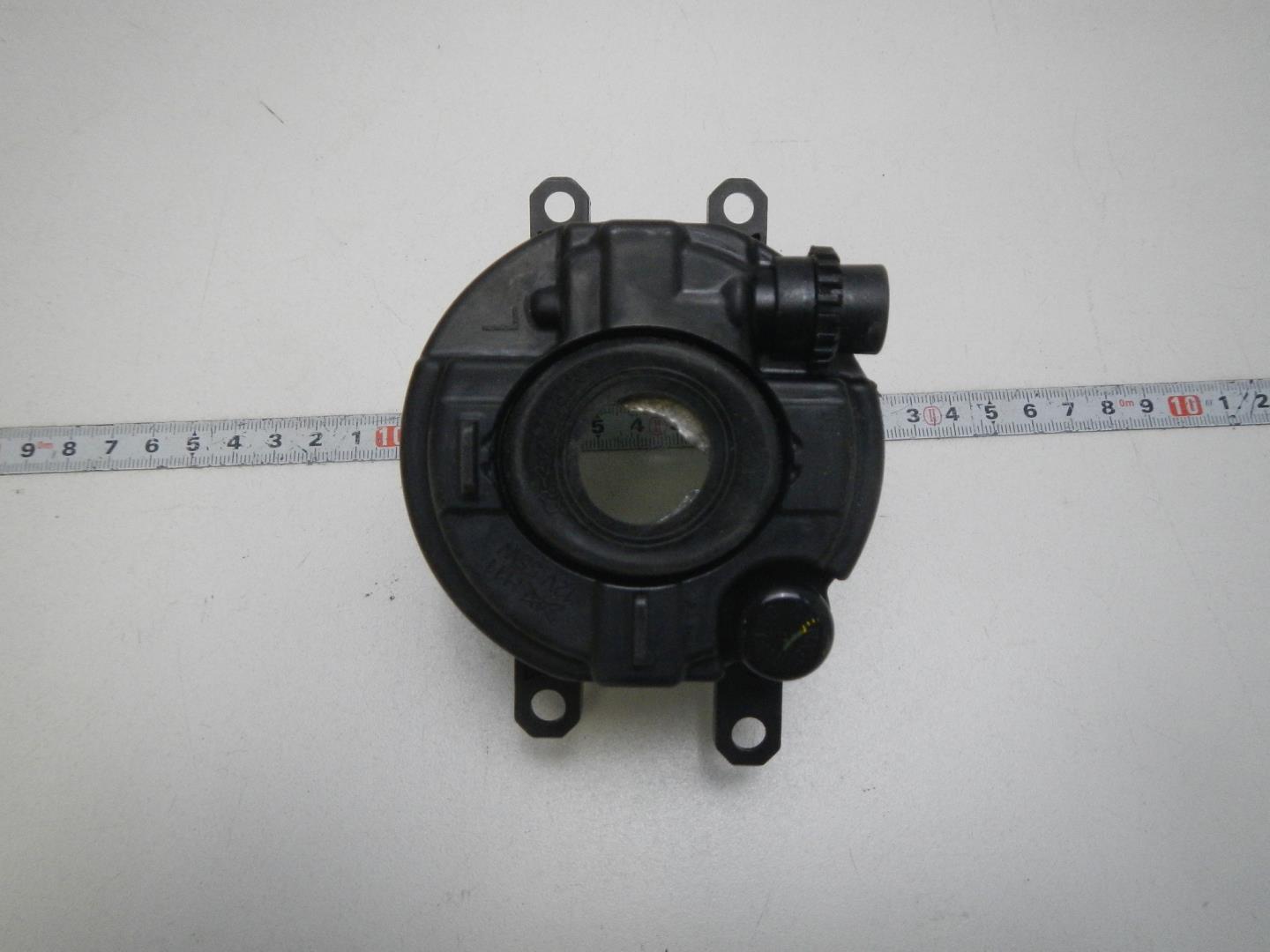 Фара противотуманная левая