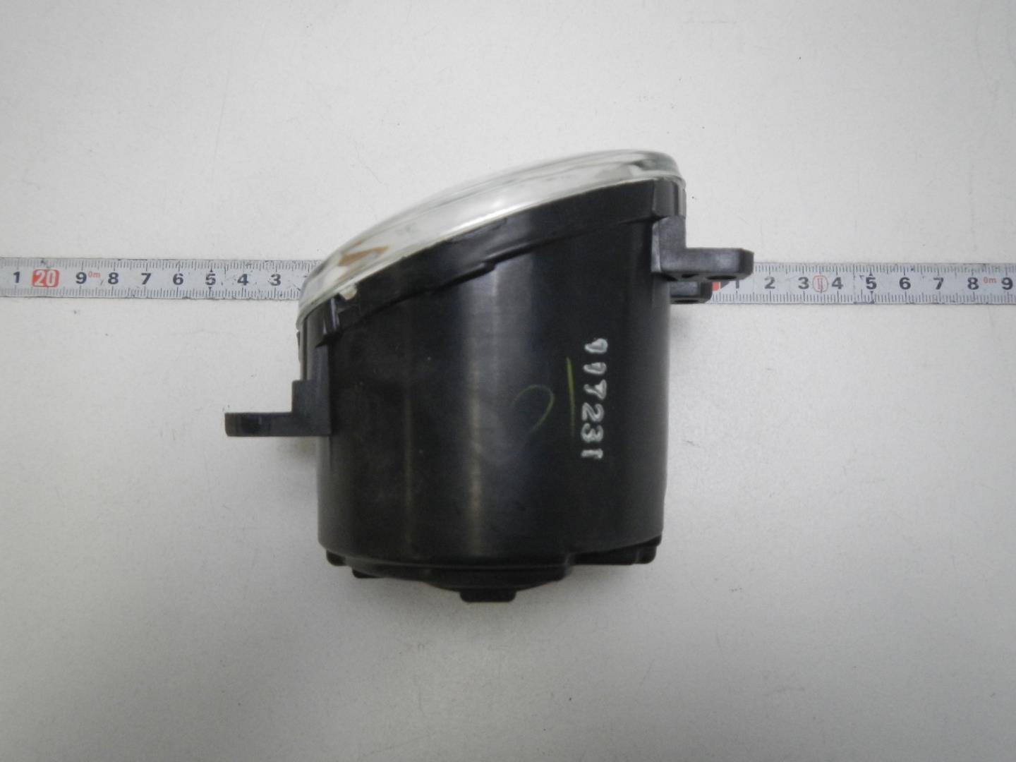 Фара противотуманная левая