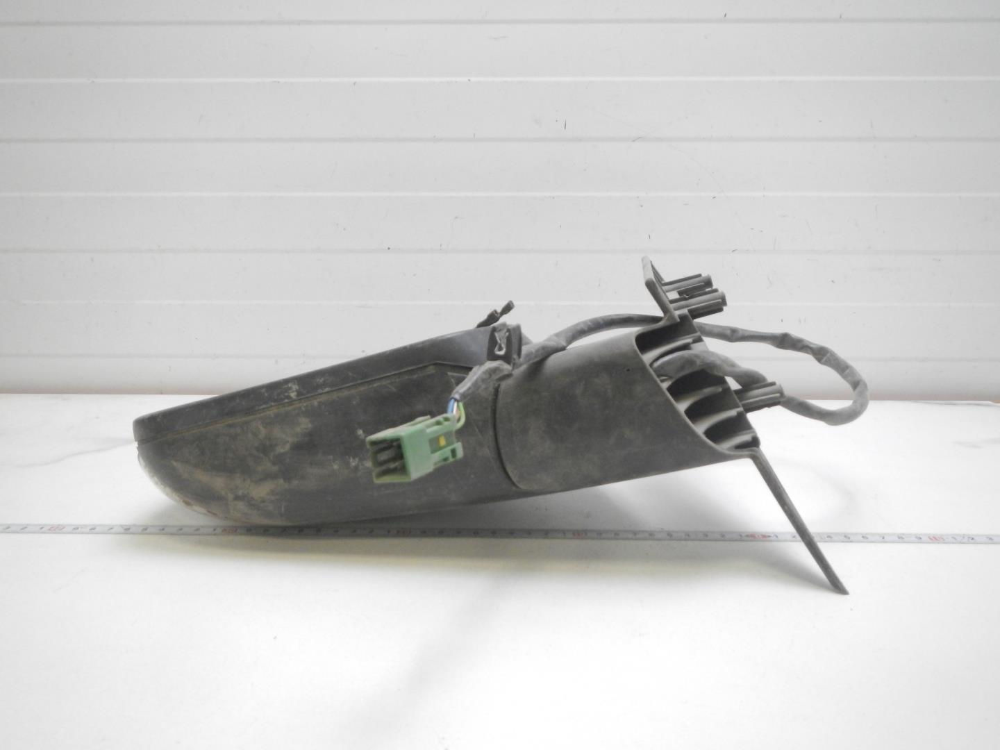 Зеркало левое электрическое