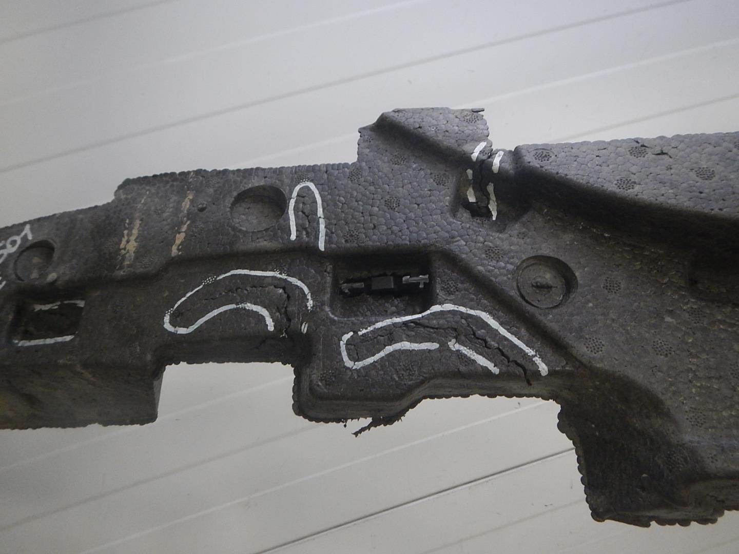 Наполнитель переднего бампера