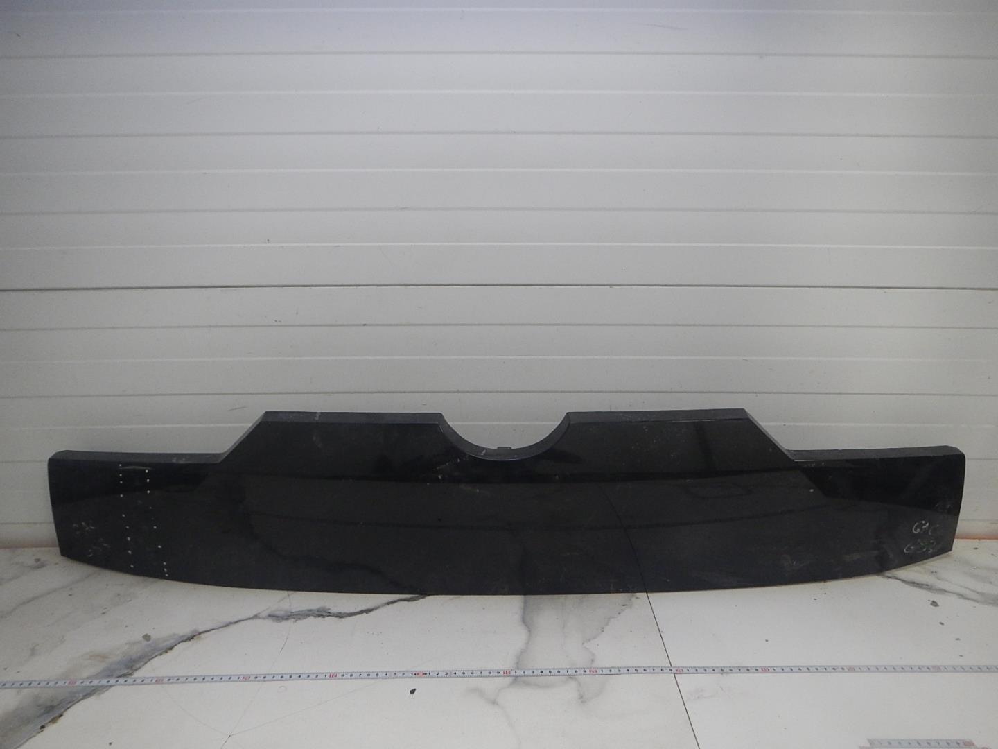 Накладка двери багажника