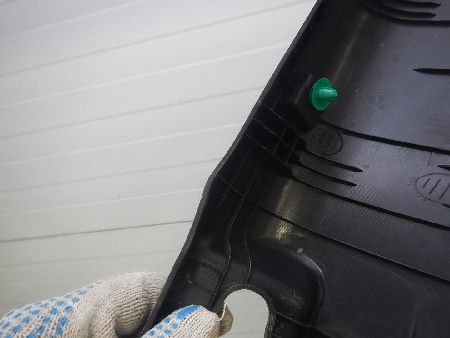 Обшивка багажника