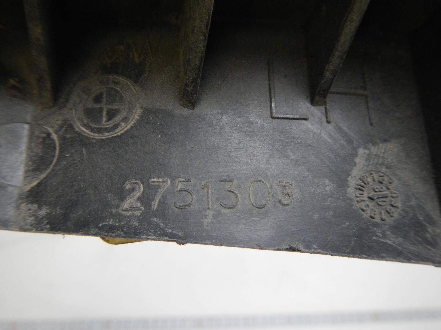 Кронштейн заднего бампера левый