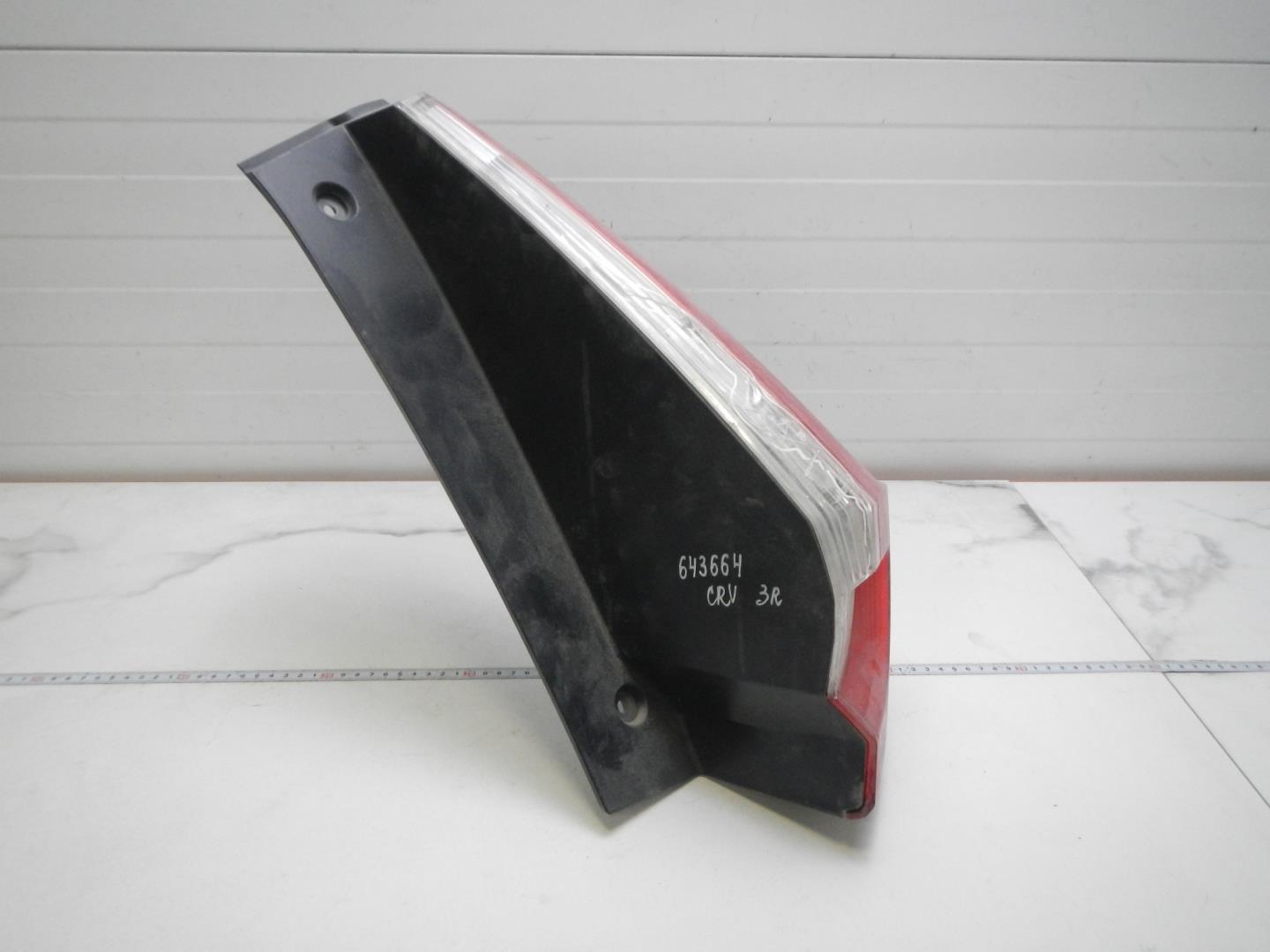 Фонарь задний правый