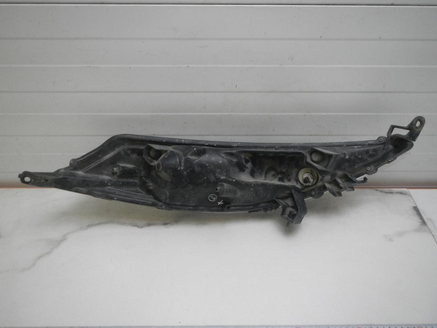 Указатель поворота левый