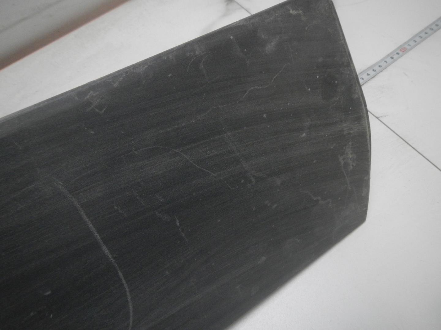 Молдинг задней правой двери