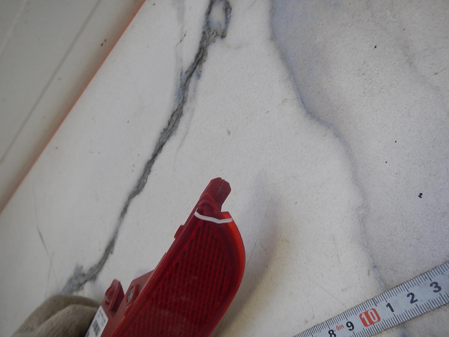 Отражатель в бампер задний левый для X7 G07 2018>