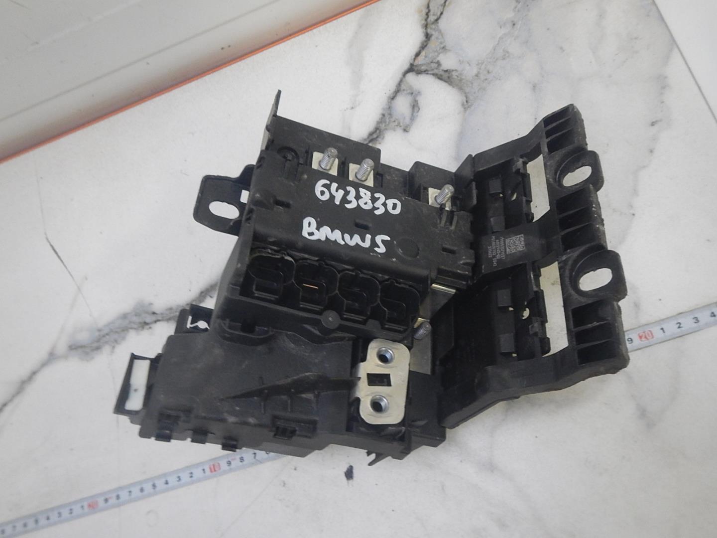 Блок предохранителей