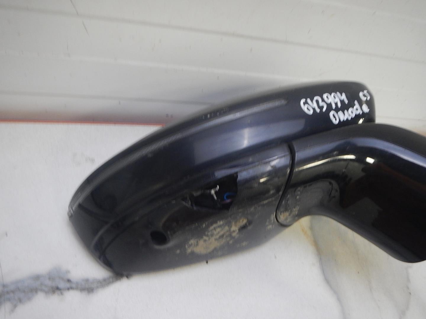 Зеркало правое электрическое