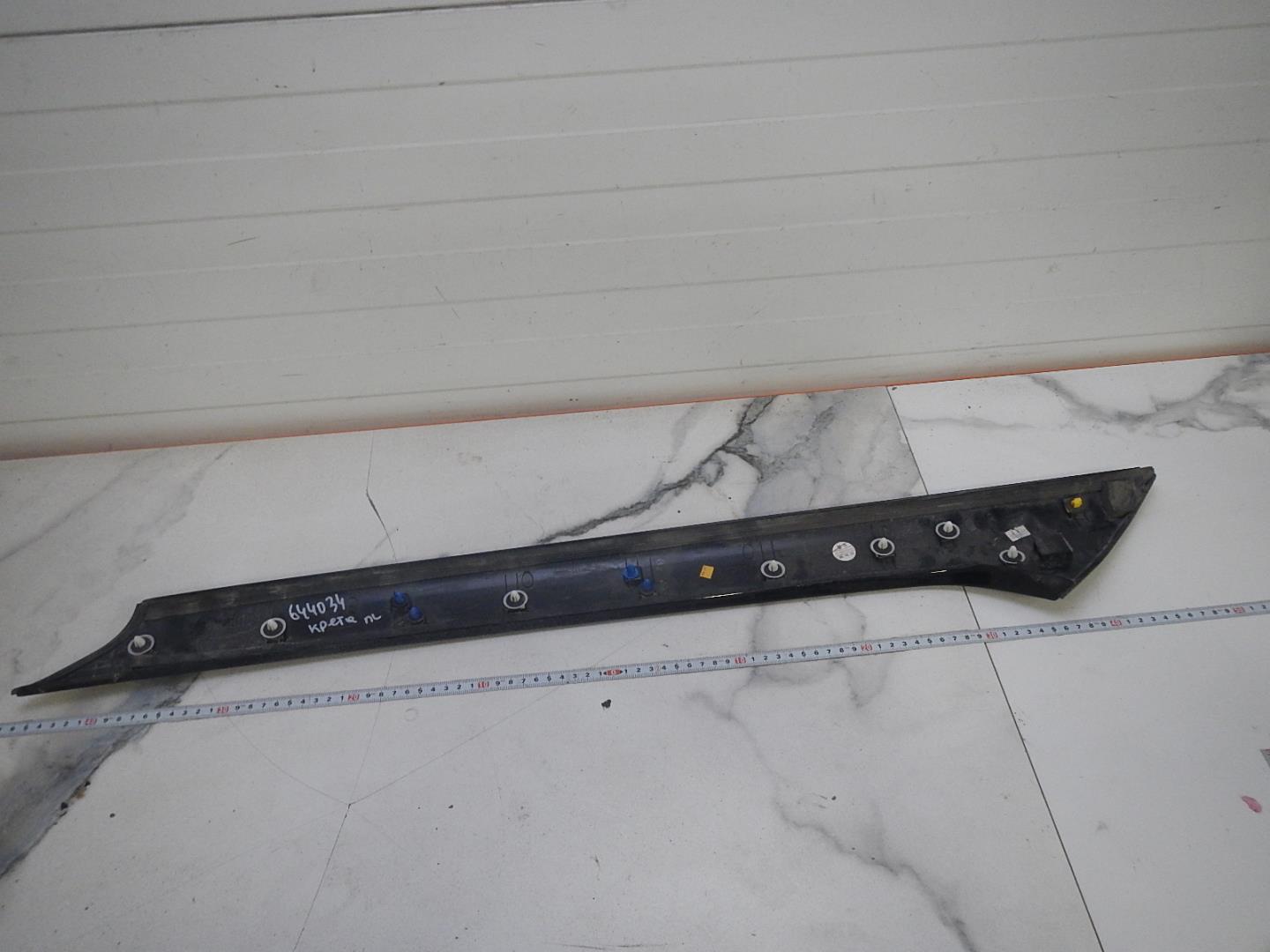 Молдинг лобового стекла