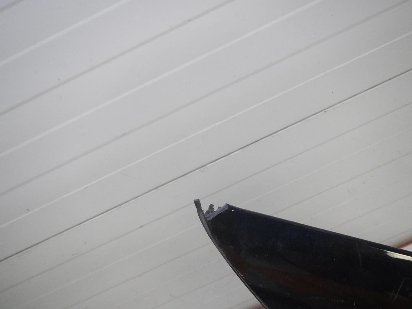 Молдинг лобового стекла