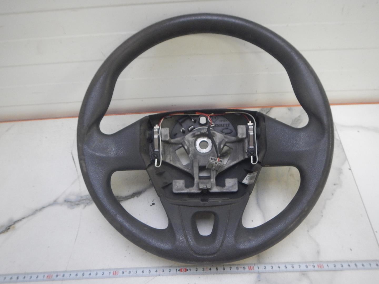 Рулевое колесо (руль)