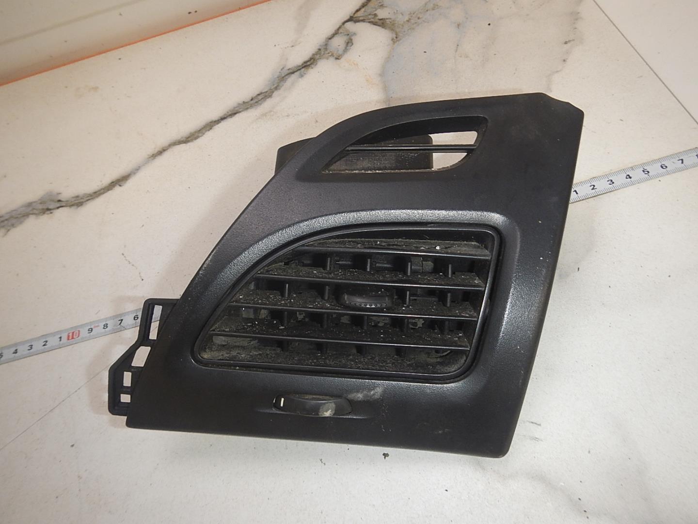 Дефлектор воздушный