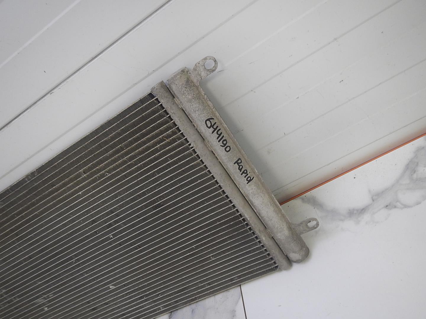 Радиатор кондиционера / конденсер