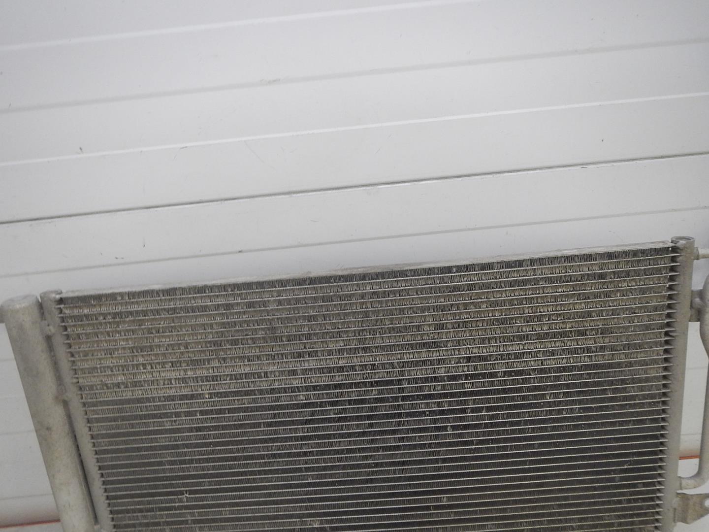 Радиатор кондиционера / конденсер