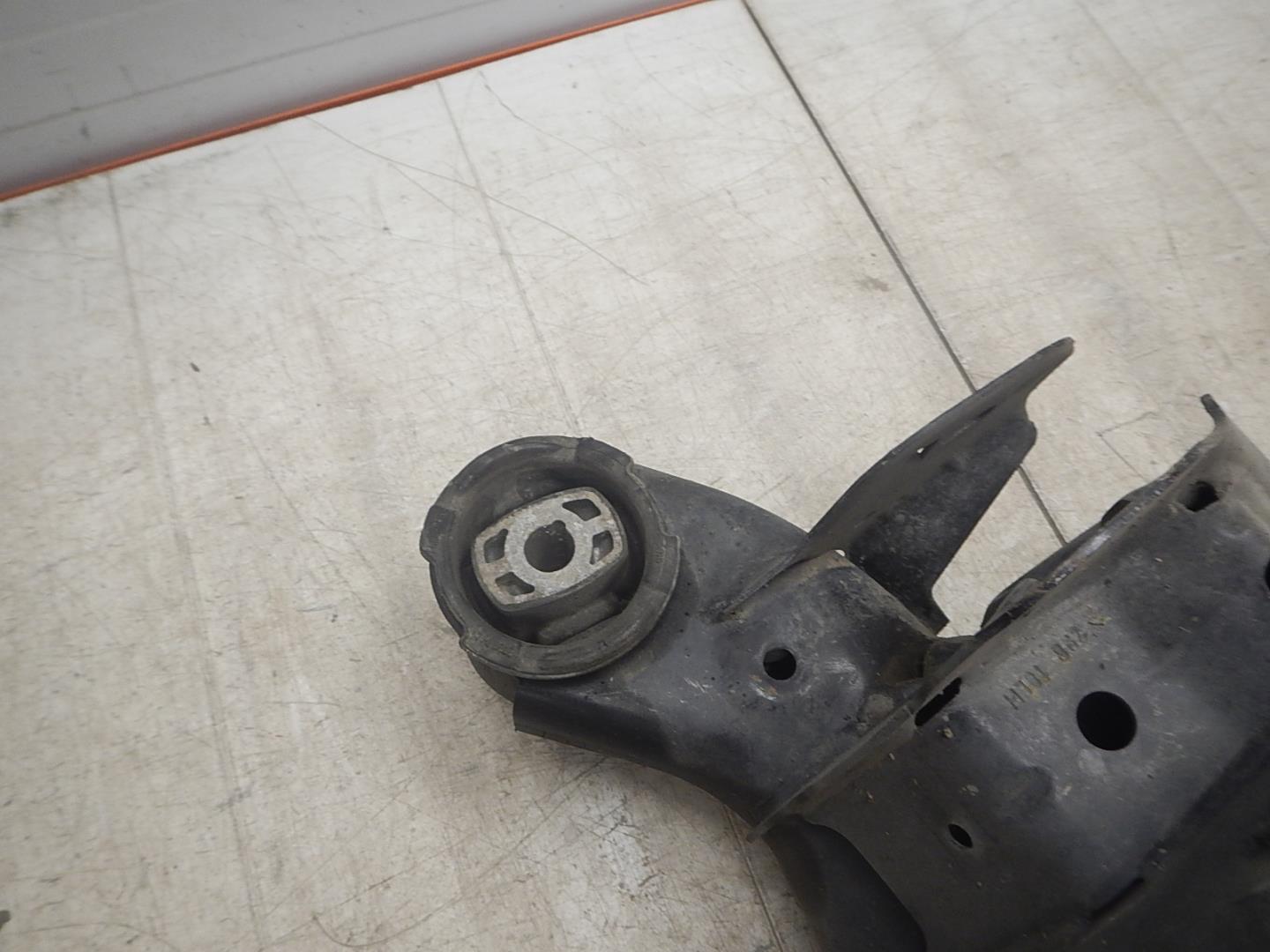 Балка задняя