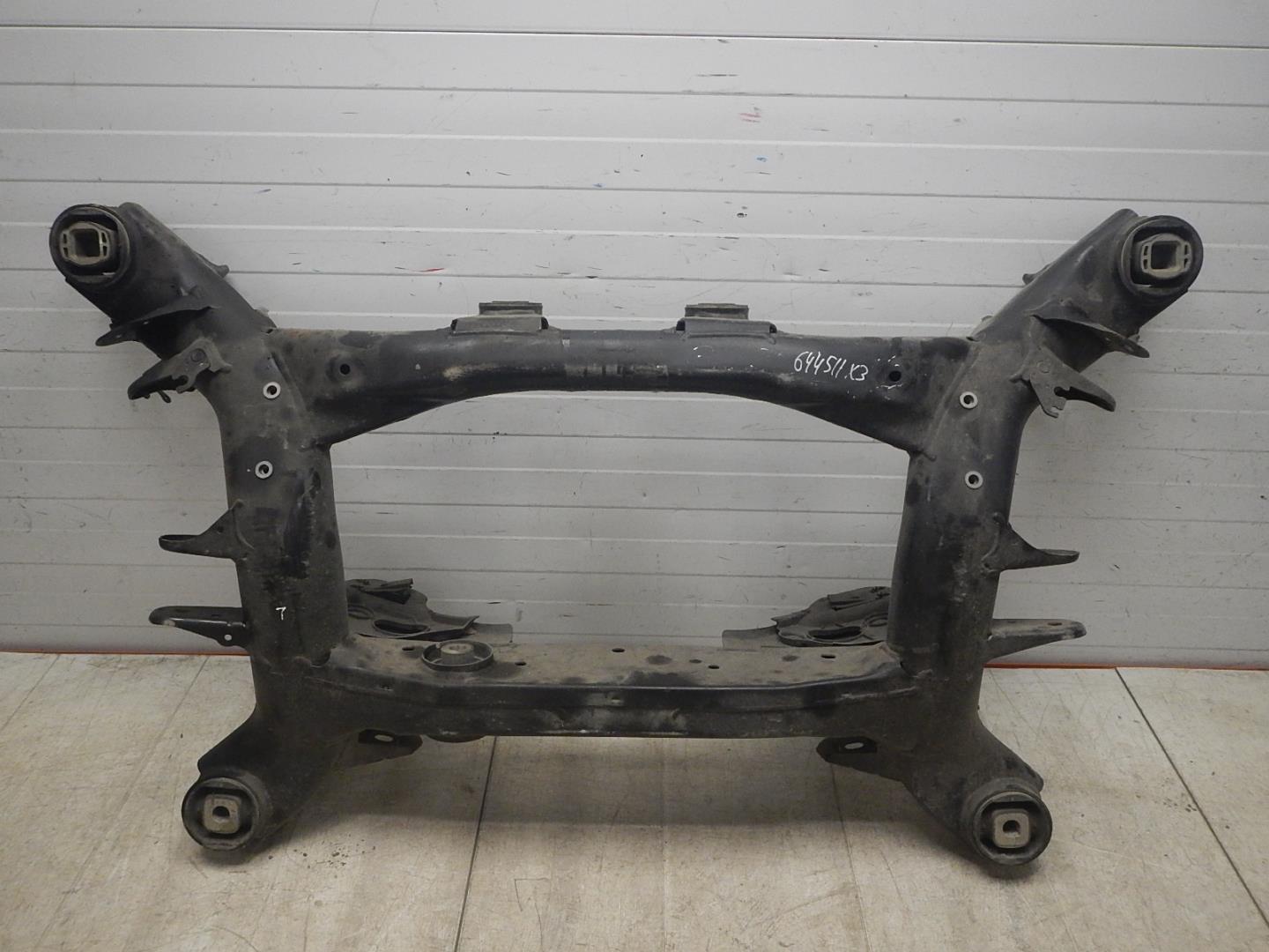 Балка задняя