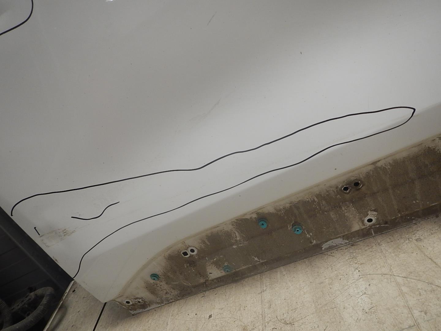 Дверь передняя левая