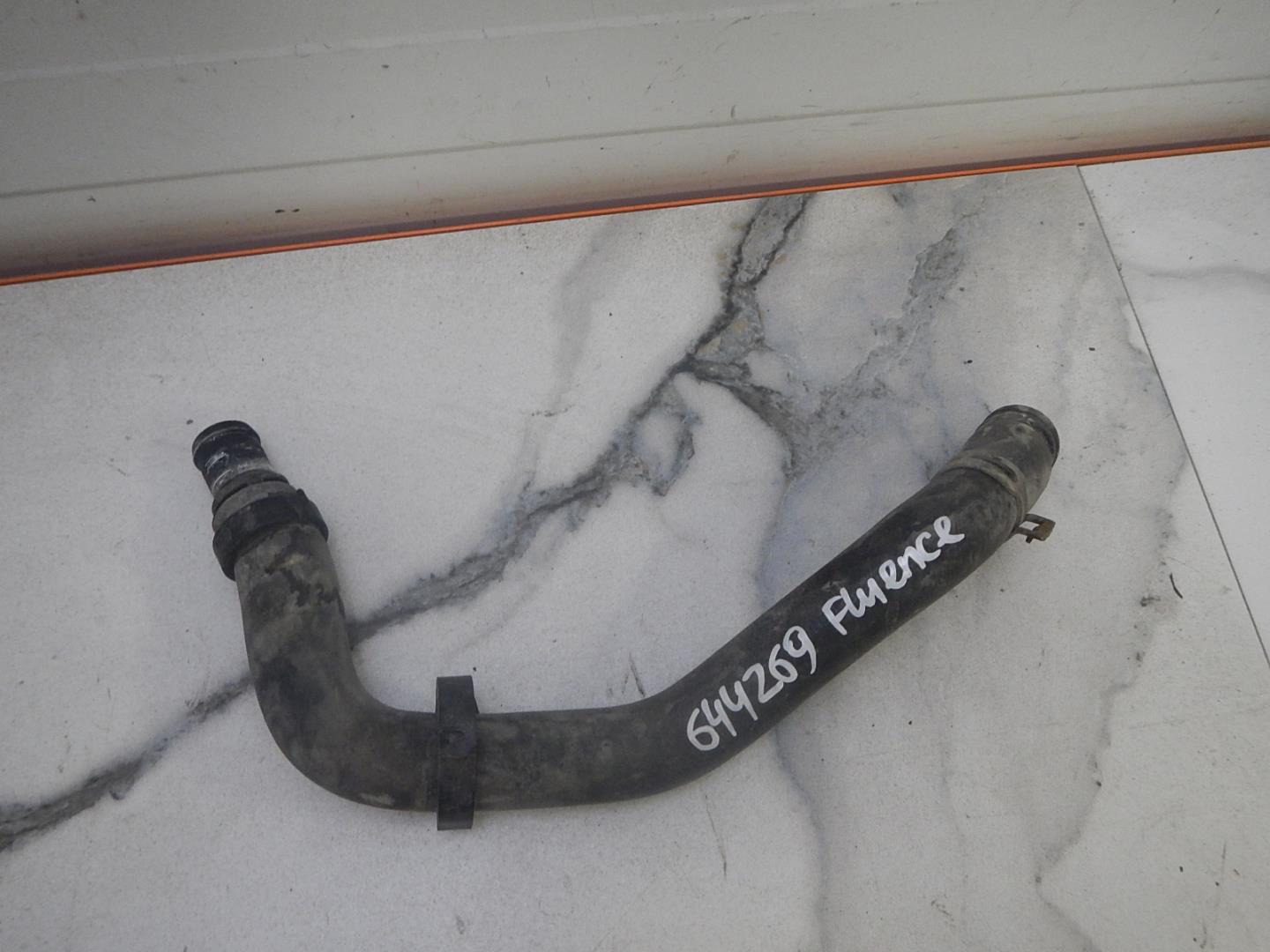 Патрубок отопителя