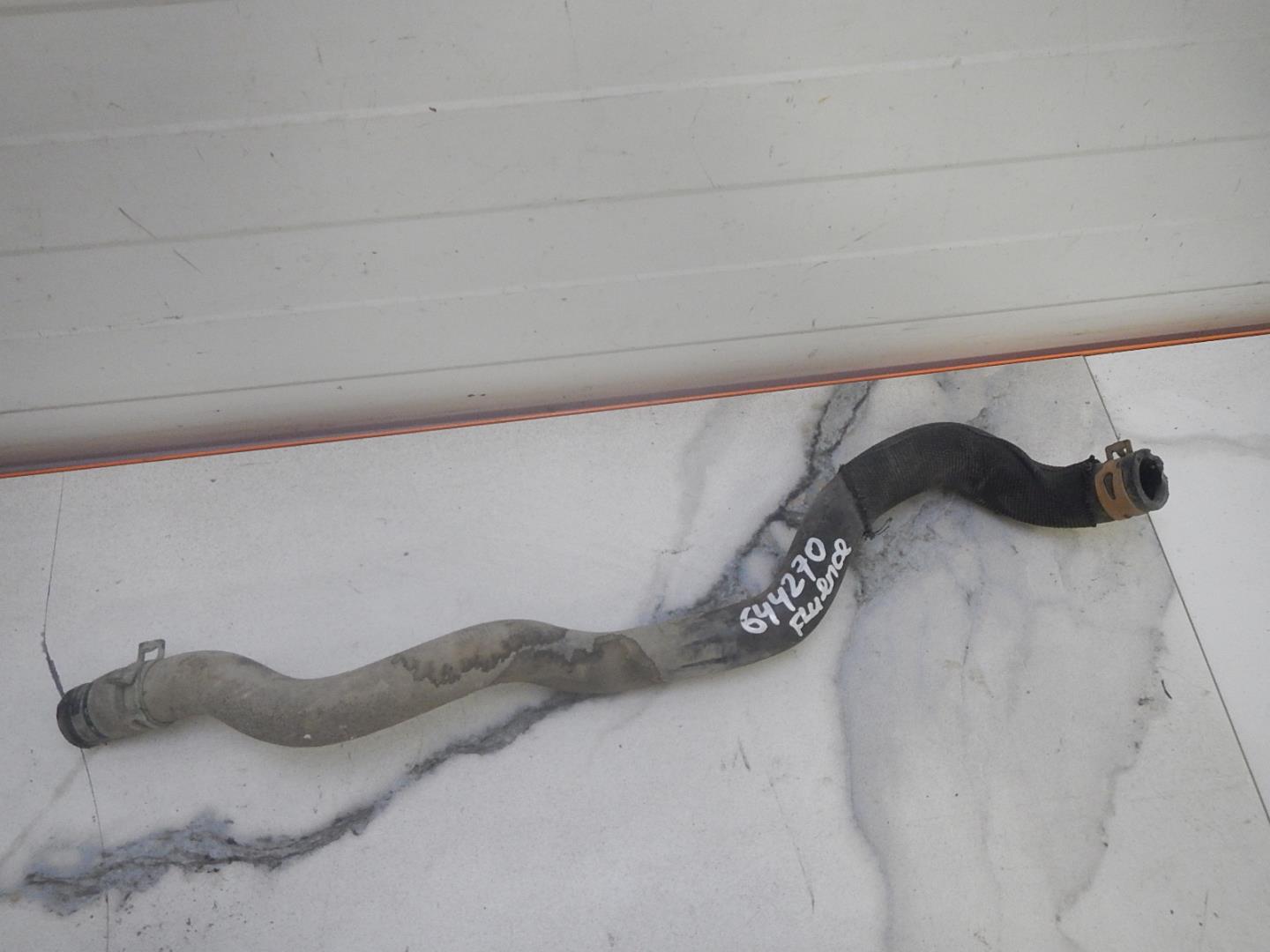 Патрубок отопителя