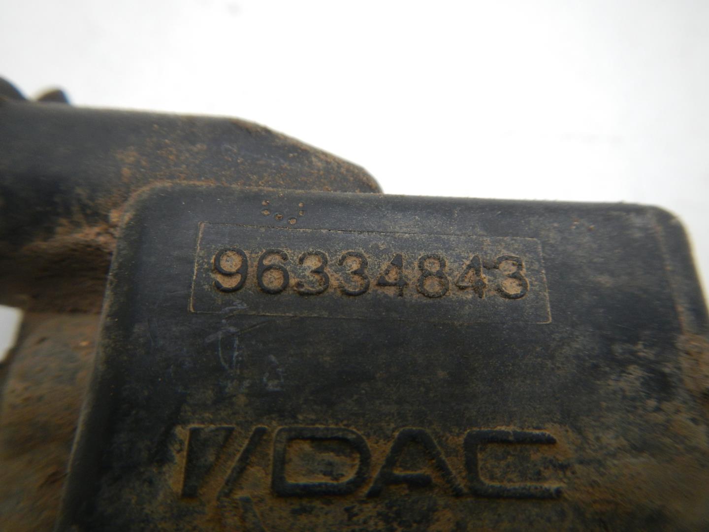 Клапан вентиляции топливного бака