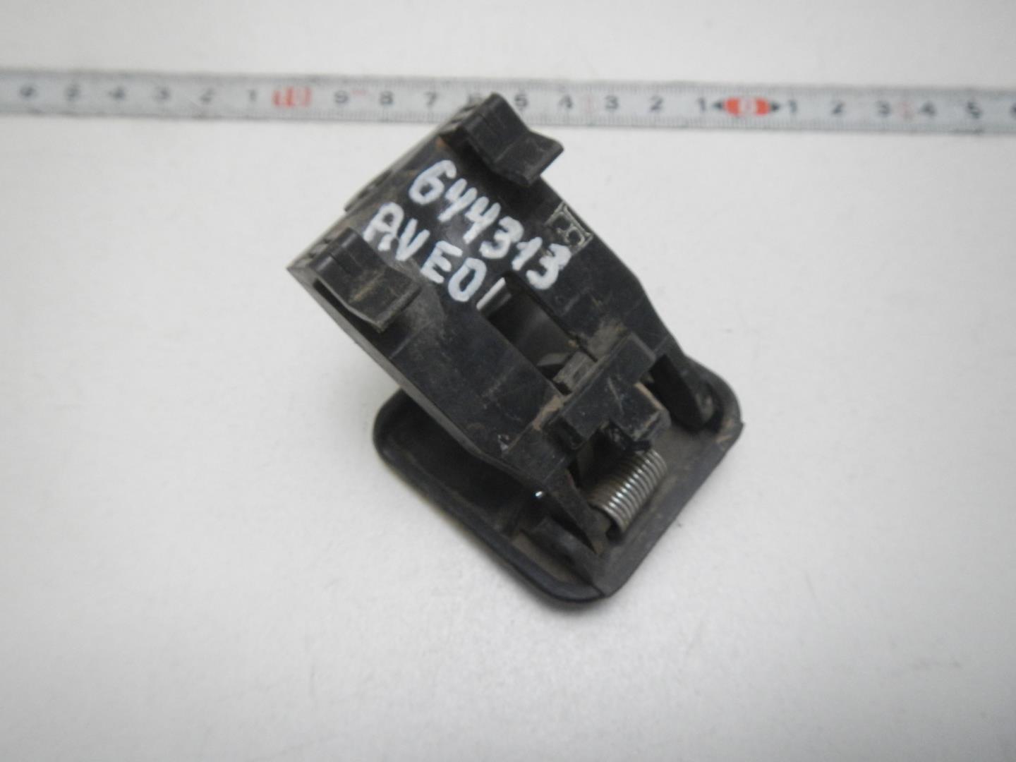 Ручка открывания капота